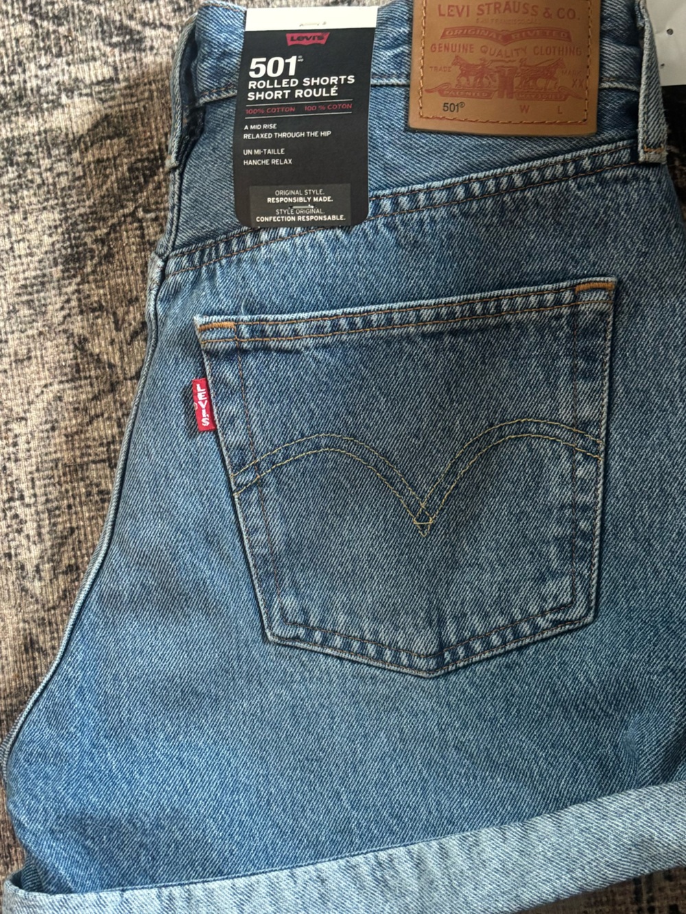 NWT Levi's 501 Rolled Hem Jean Shorts